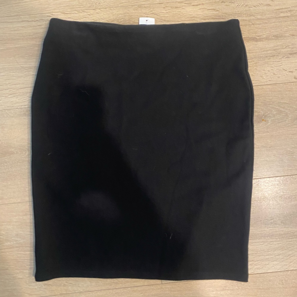 LOFT Elegant Black Pencil Skirt